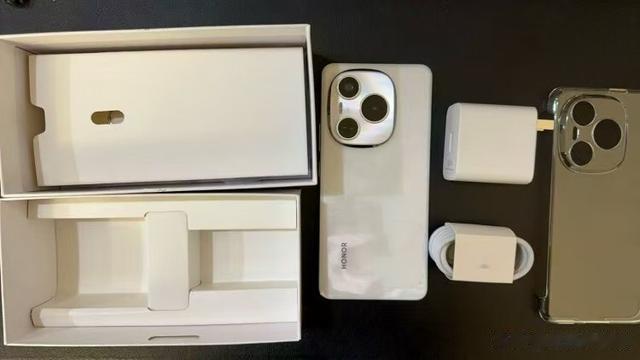 荣耀发力618，8000mAh+512GB，可以五年不换手机了