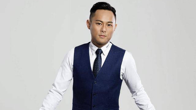 香港知名男星宣布复出，两度退出娱乐圈，举家移民澳洲失败