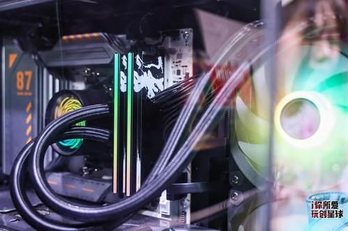 七彩虹燃爆Bilibili World，AI硬件引領新紀元