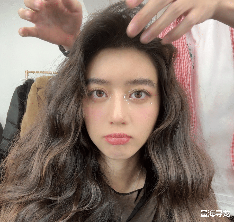 李凯馨翻身无望,50多家官媒发声抵制,北京日报定性“绝不容忍”