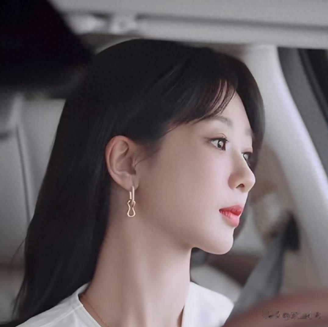 杨紫、邓为、迪丽热巴、肖战、李现、靳东、赵露思