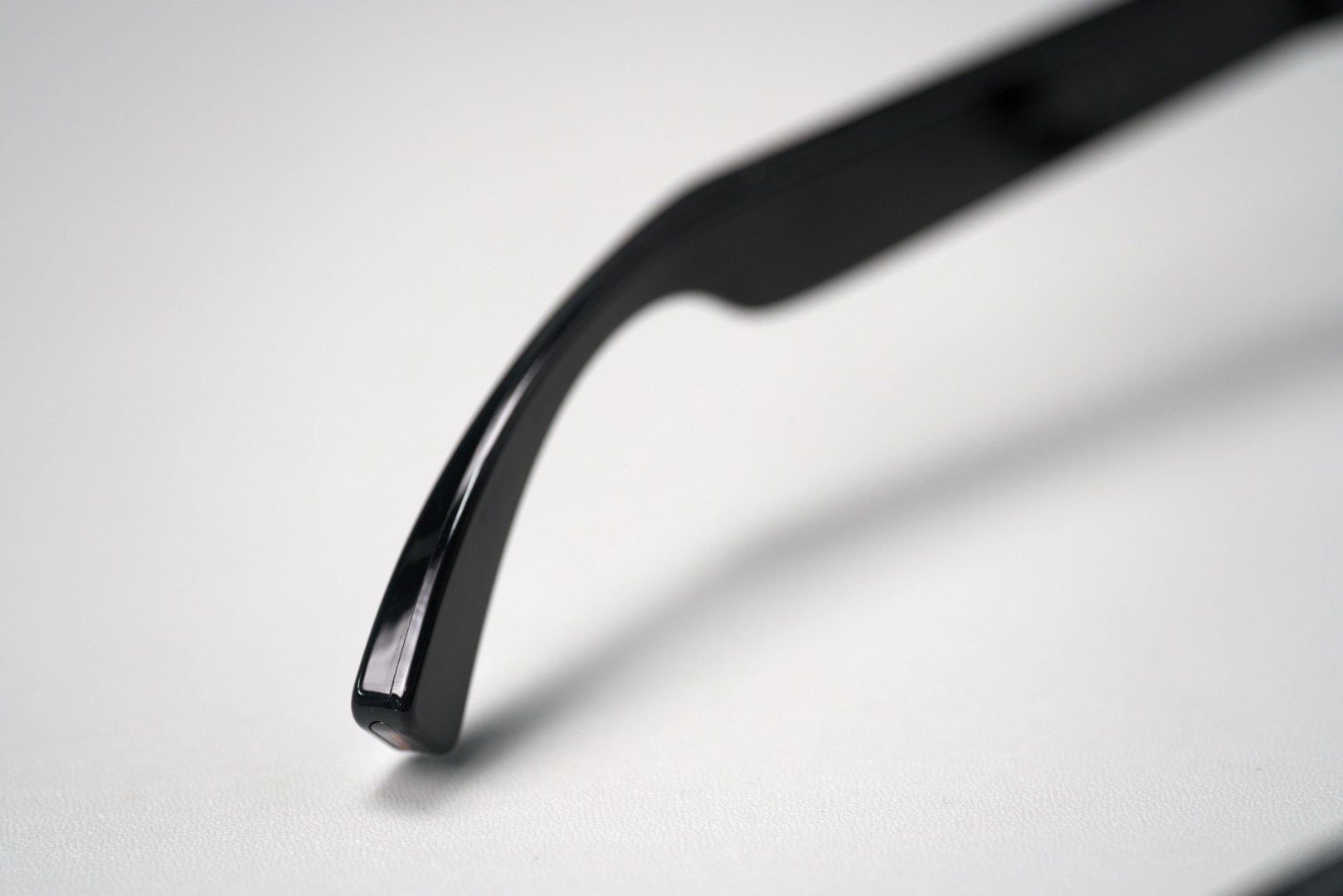 小米AI眼鏡深度體驗：續航長、軟件強，但工程機味道濃