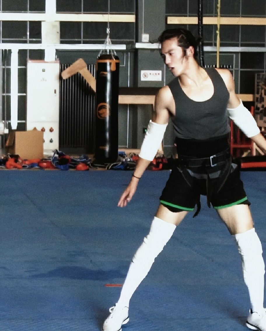 全国骑射赛这次，于适一个动作，就让张雨绮和整个娱乐圈一声不吭