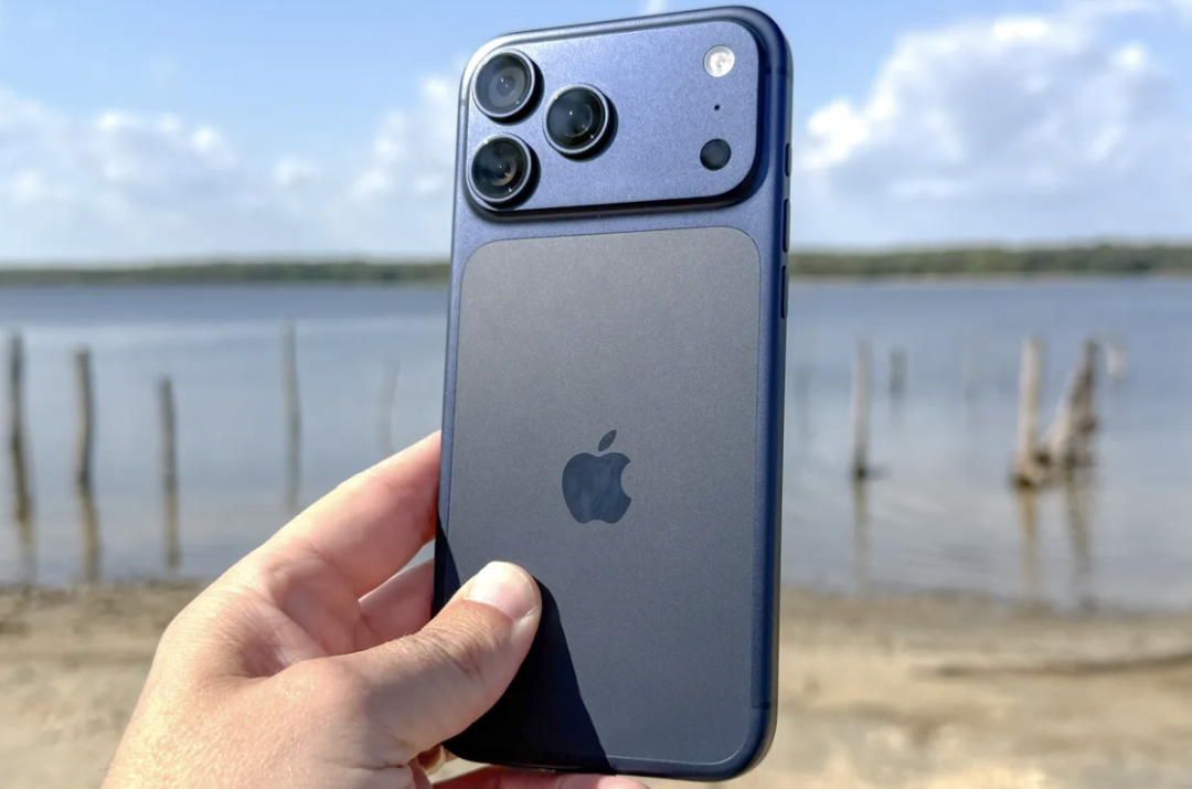 蘋果信號差？iPhone17ProMax入手一周告訴你，這次真不一樣