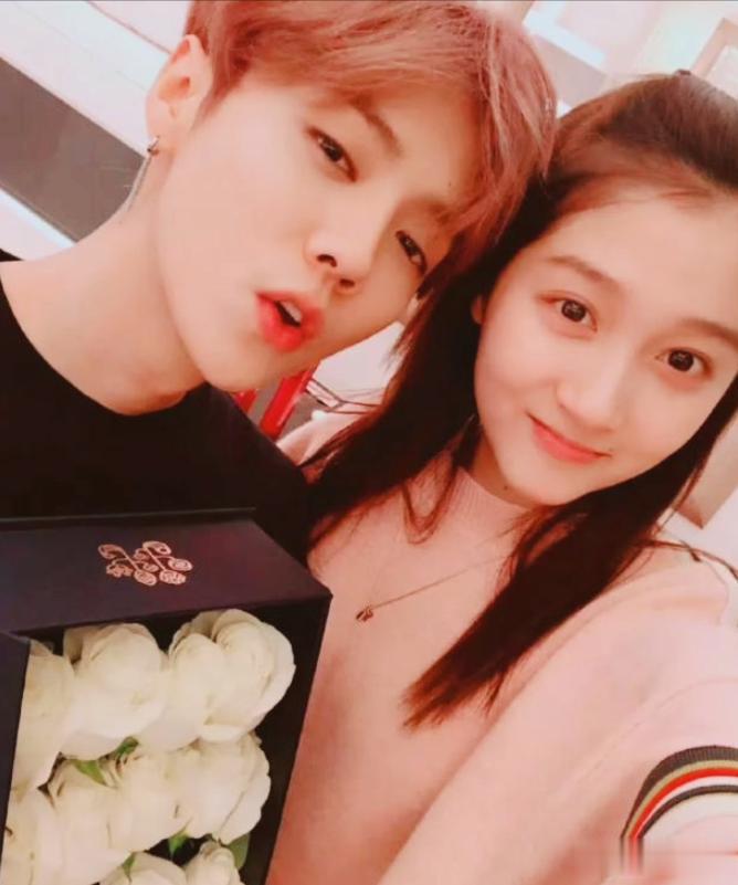 离新年还剩5天，关晓彤整了波大的，鹿晗刷到估计都得愣一下