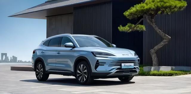 家用代步还是开SUV舒服，看看这两款车，省心省油，家人坐着安全