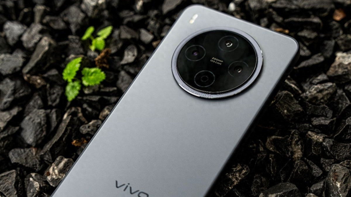 2亿像素普及先锋！vivo Y500 Pro国民小旗舰实力到底如何？