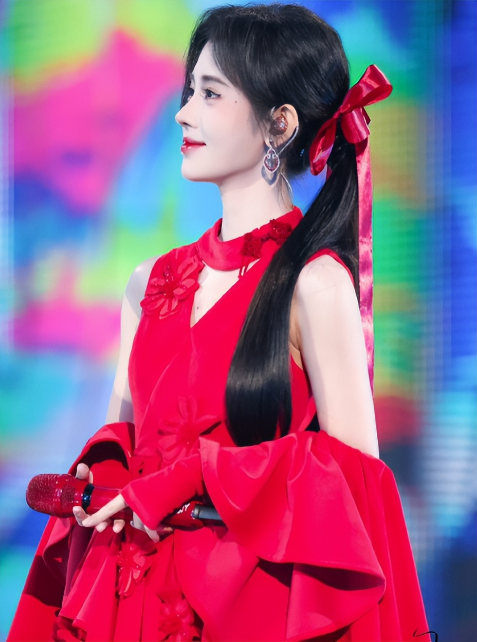 这下麻烦大了！与老东家反目，鞠婧祎迎3大噩耗，搞不好或被判刑