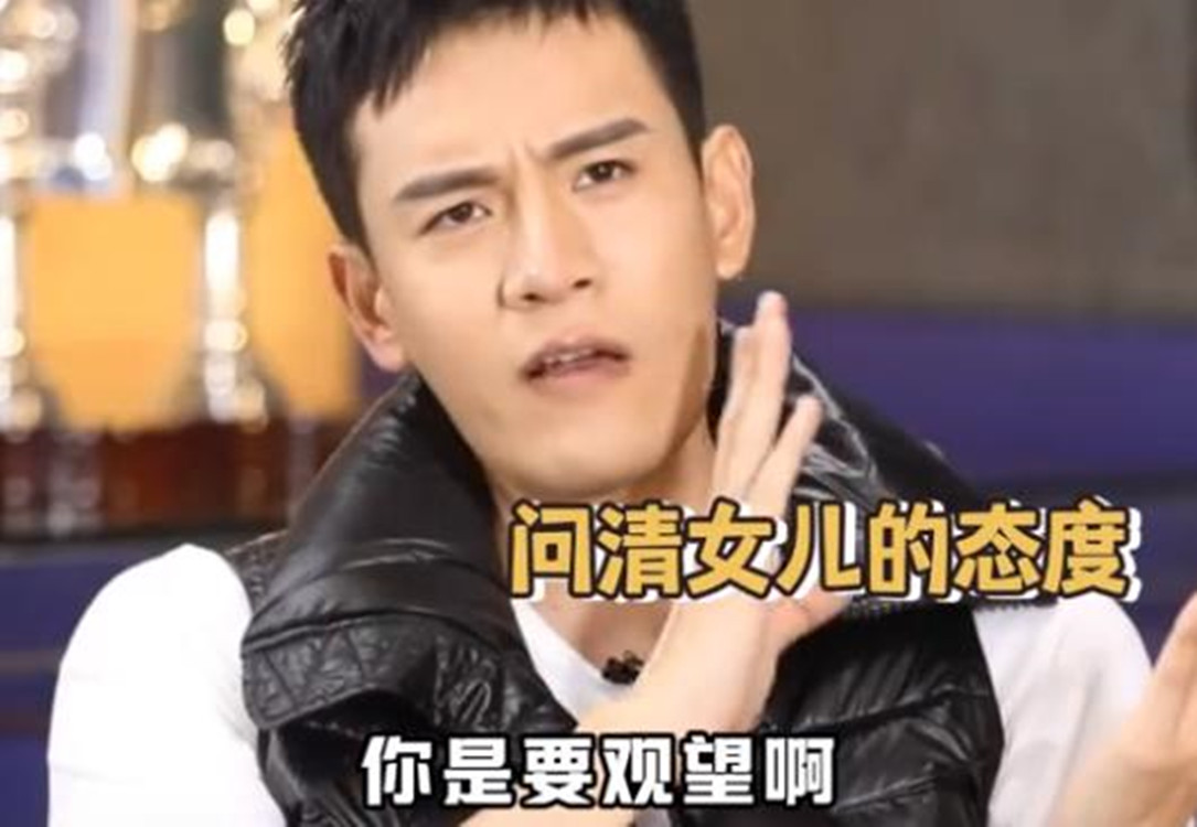 小李琳晒与俩女儿合照，22岁大女儿早已恋爱，和男友接吻画面曝光