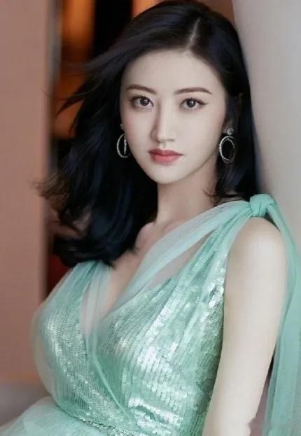 人间富贵花｜景甜