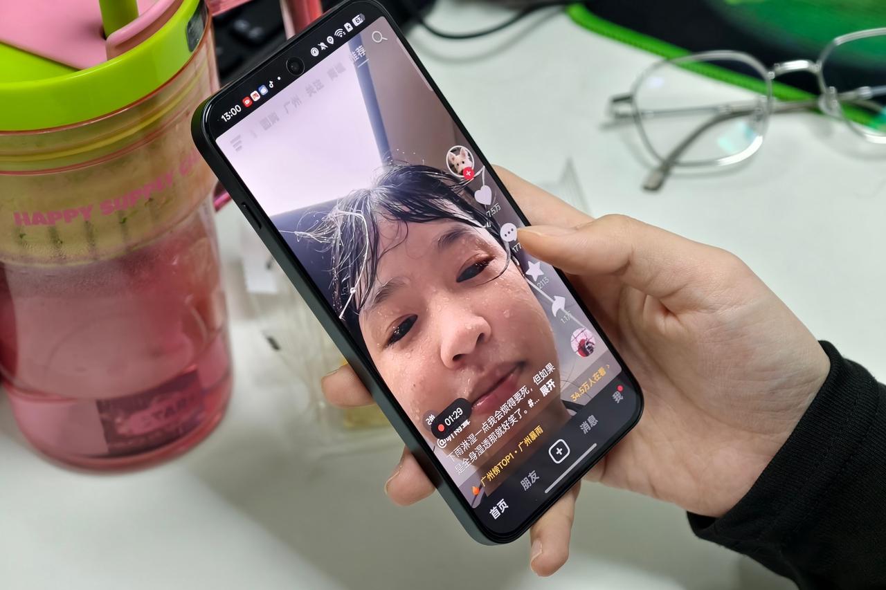 这才是“小屏性能续航”铁三角