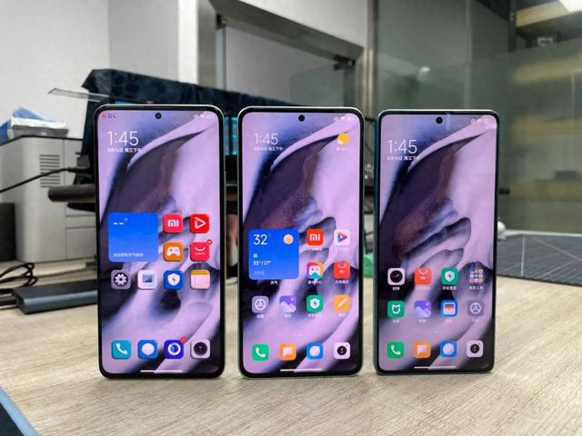 回旋镖来了?王腾神评友商新机:塑料兄弟