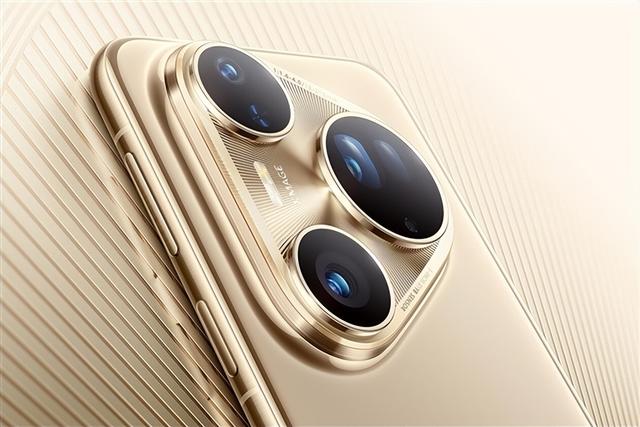 双长焦舞台神器！华为Pura 80 Ultra实拍单依纯：远摄拍出写真大图