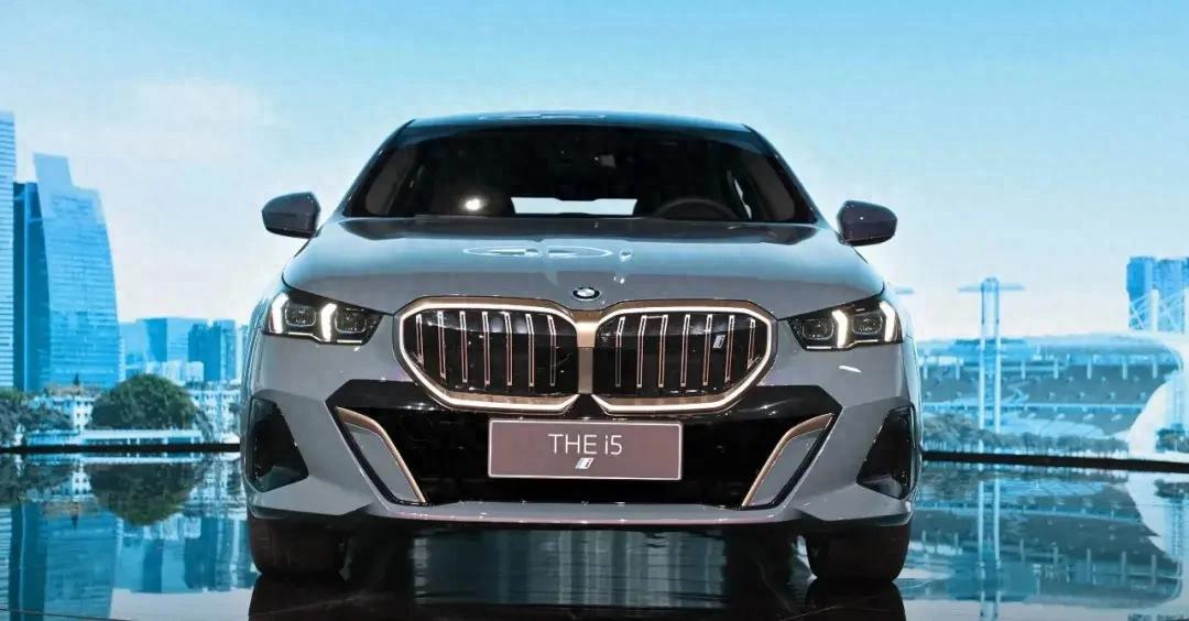 宝马5系跌破30万了