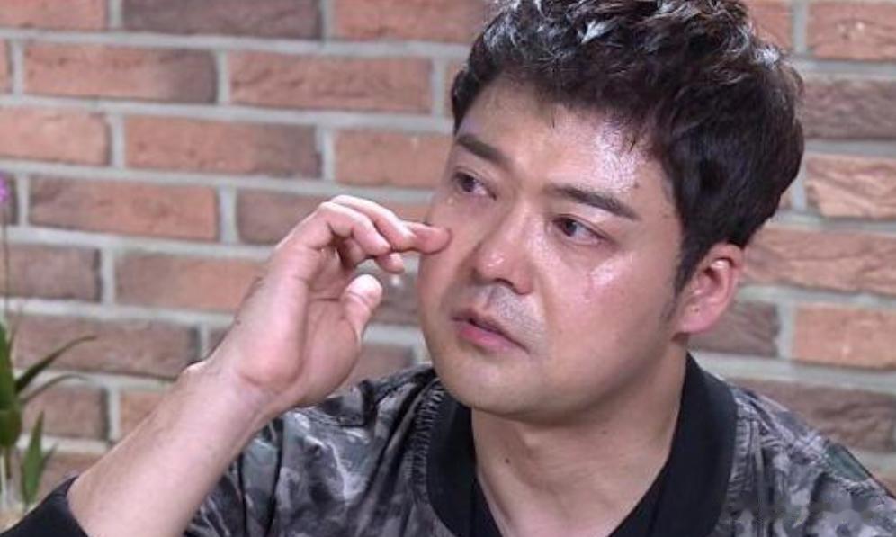 韩国男星倒卖二手翻车：高价卖废品、坑小孩钱！全网要求退款