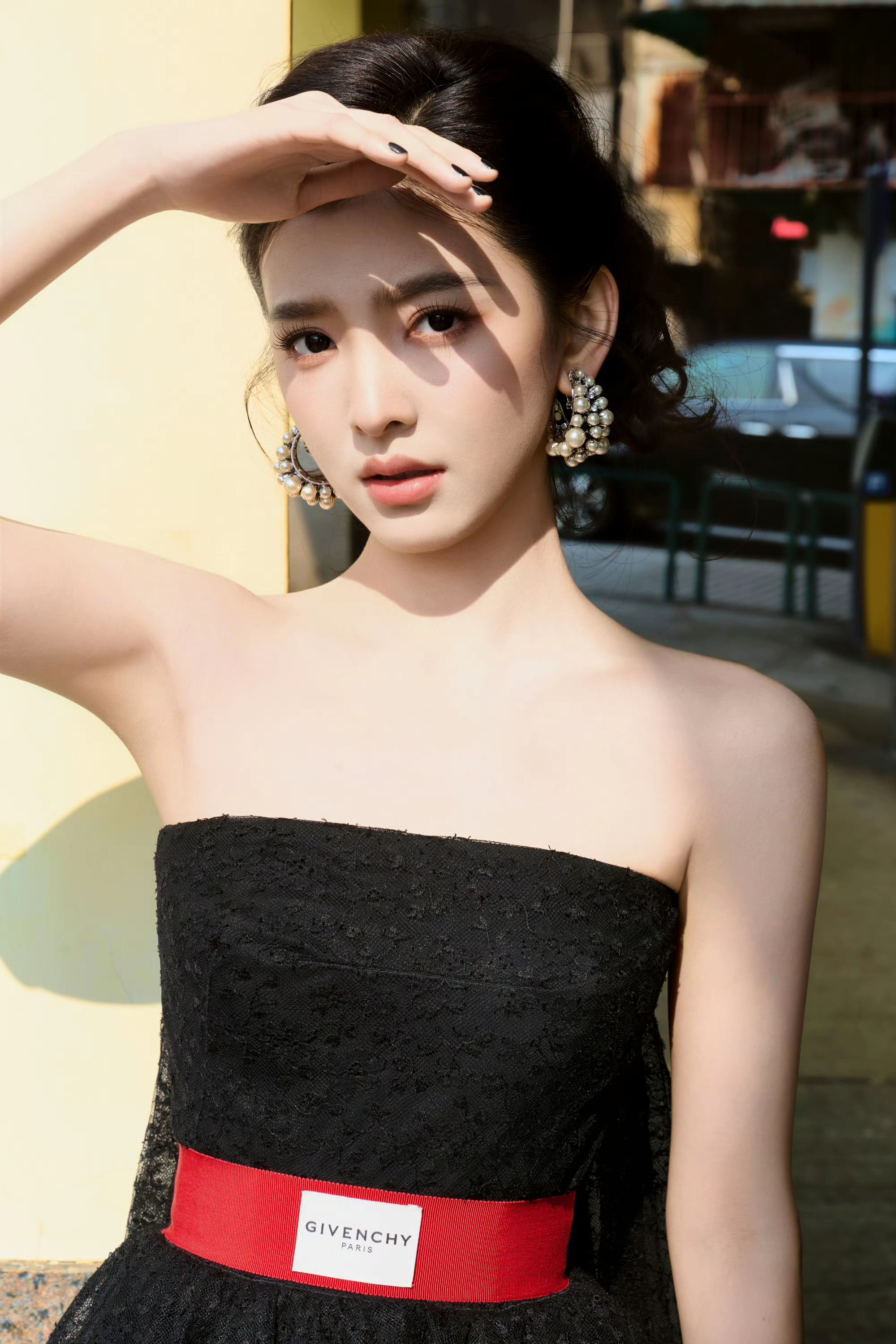 章若楠抹胸连衣裙，美美滴小姐姐