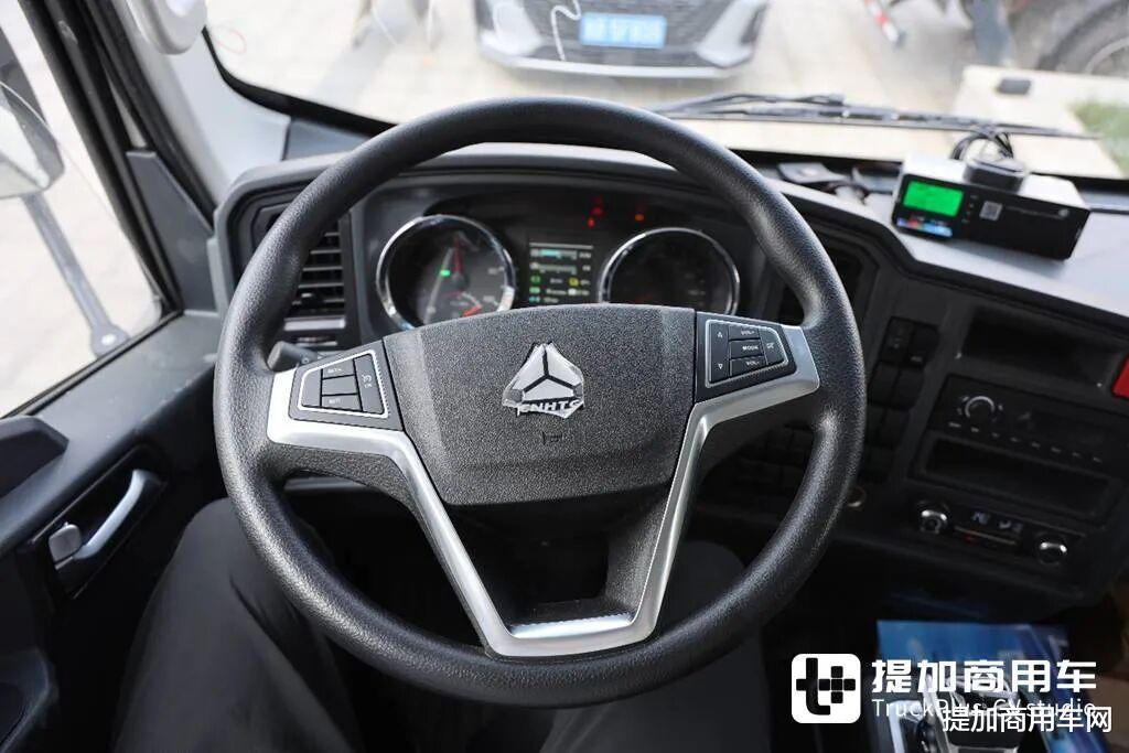 大电量高承载，满足宽体车需求，重汽悍将黄绿牌纯电轻卡实拍