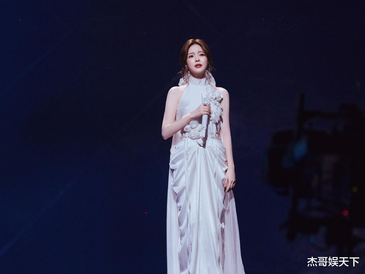 陈卓璇，看似该骂，实则该夸