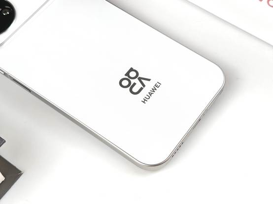 華為nova 15 Pro深度評測：中端市場的全能選手 顏值與實力兼備