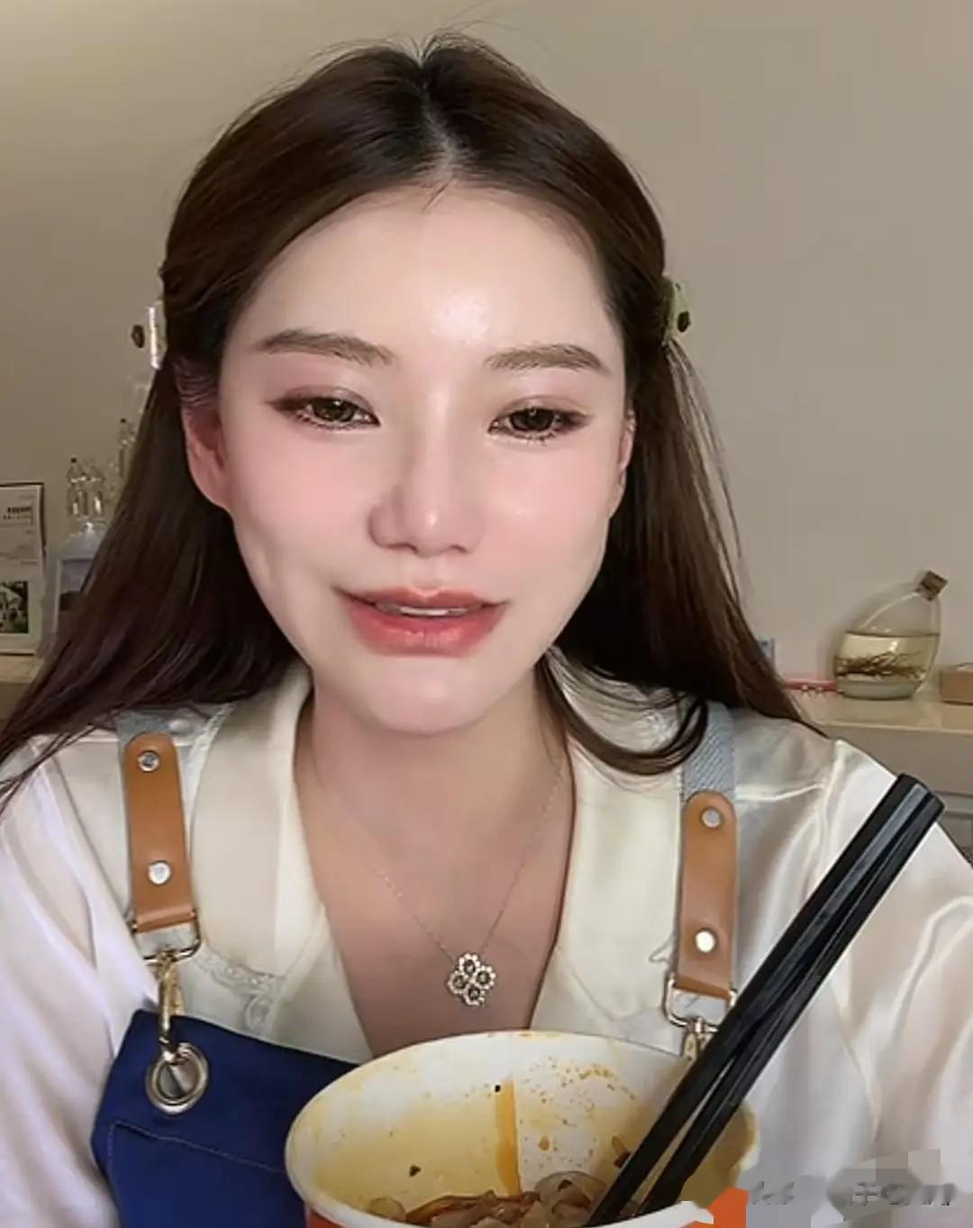 筱梅曝箖箖玥儿回京实锤！俩娃初见喊她姐姐，汪小菲急着：叫阿姨