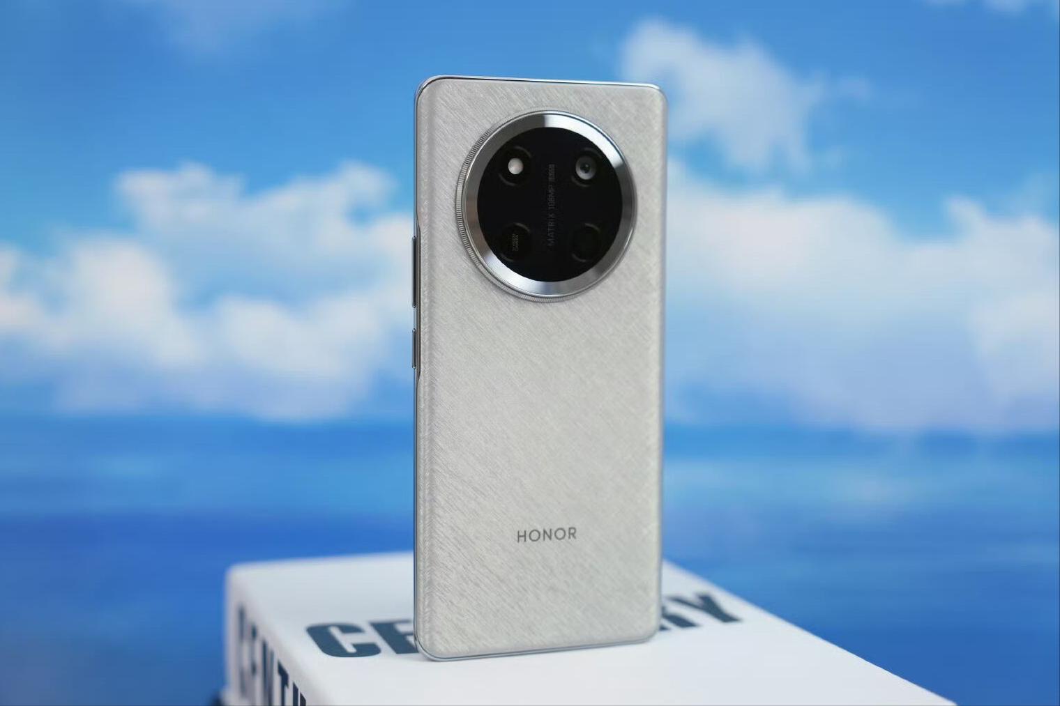 荣耀“千元机皇”诞生！2米抗摔+6600mAh+卫星通信+3840HZ