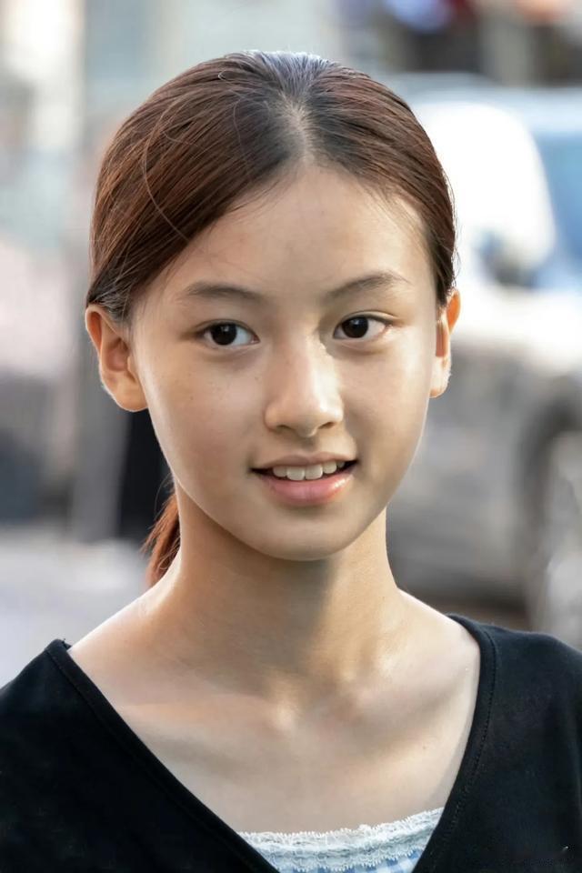 于正回复签约七七的后续，不满对方着急变现，道不同不相为谋