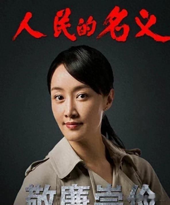 赵子琪带两个女儿逛街！长得都像爸爸路金波，母女三人像闺蜜一样