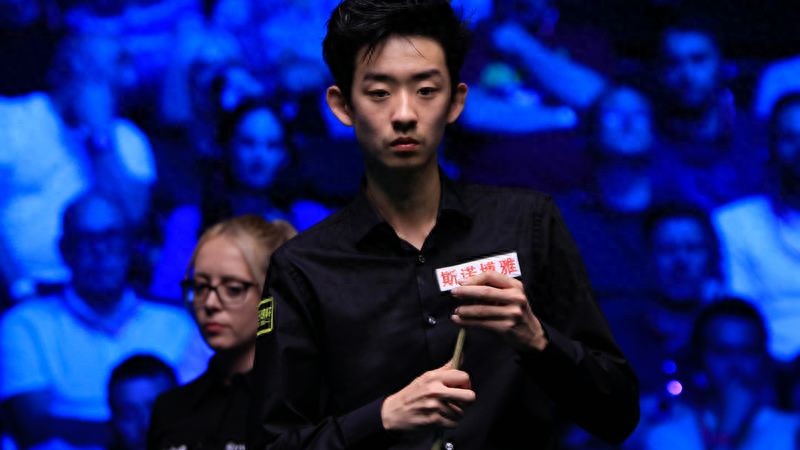 赵心童6-5塞尔比，与吴宜泽连克世界第1第10第13第15，会师半决赛
