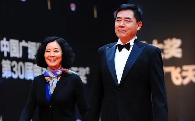 婚姻稳定的4对演员夫妻，相濡以沫不离不弃，每一对都是恩爱如初