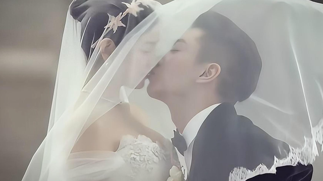 面相全变了!看看41岁陈妍希和37岁高叶,就知道差异在哪儿了!