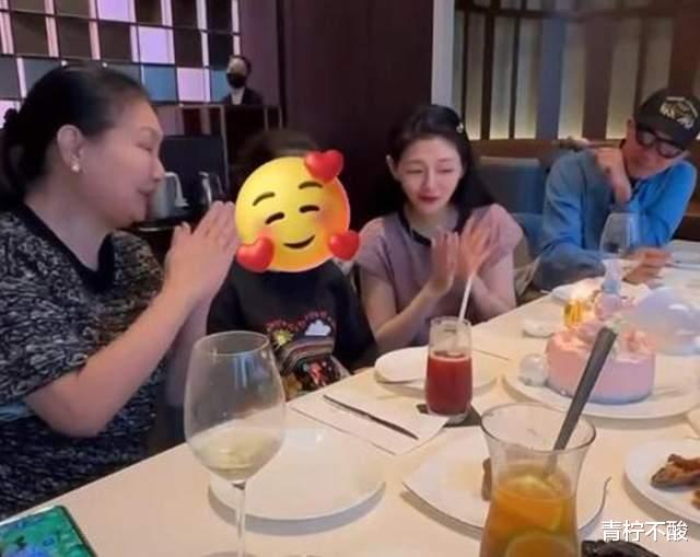 汪小菲夫妇婚礼圆满举办，S妈晒大S雕像进度，夸具俊晔很重情义