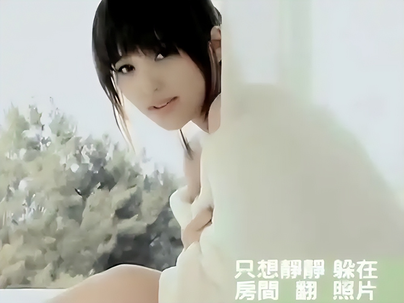 42岁金莎商演心酸现场！唱3首歌拿35万，宾客埋头吃席没人理