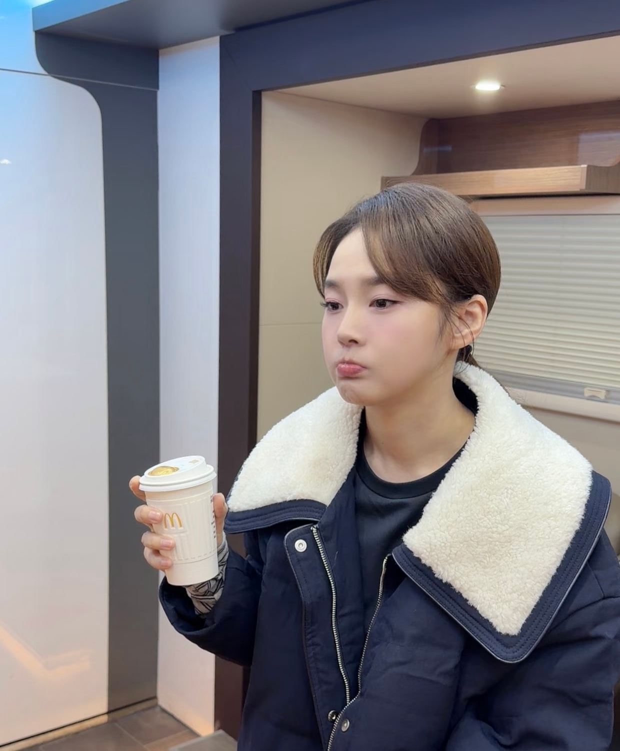 张佳宁分享日常美照