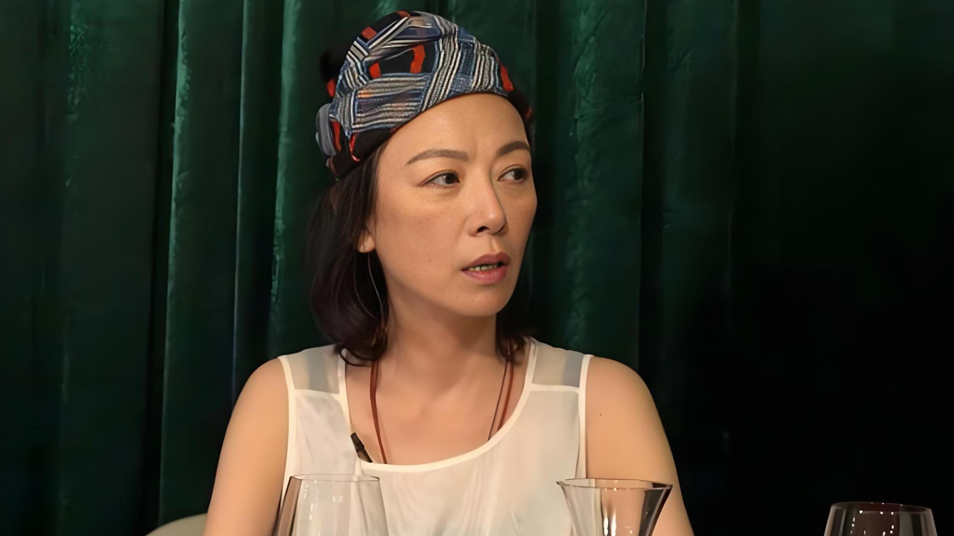 55岁袁洁莹暴瘦自嘲“癌症晚期既视感”！厌食症纠缠30年首度剖白