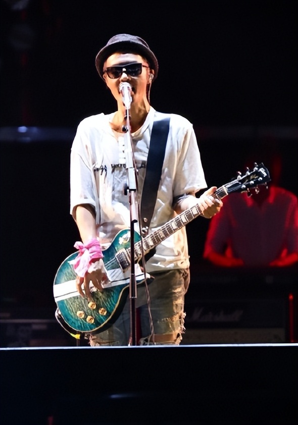 比李湘的瓜更让人惊讶!不到48小时,娱乐圈又出了3件大事