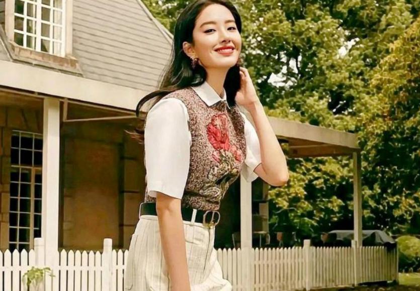 被称为“小刘亦菲”，出道即巅峰，今33岁晒怀孕健身视频官宣当妈