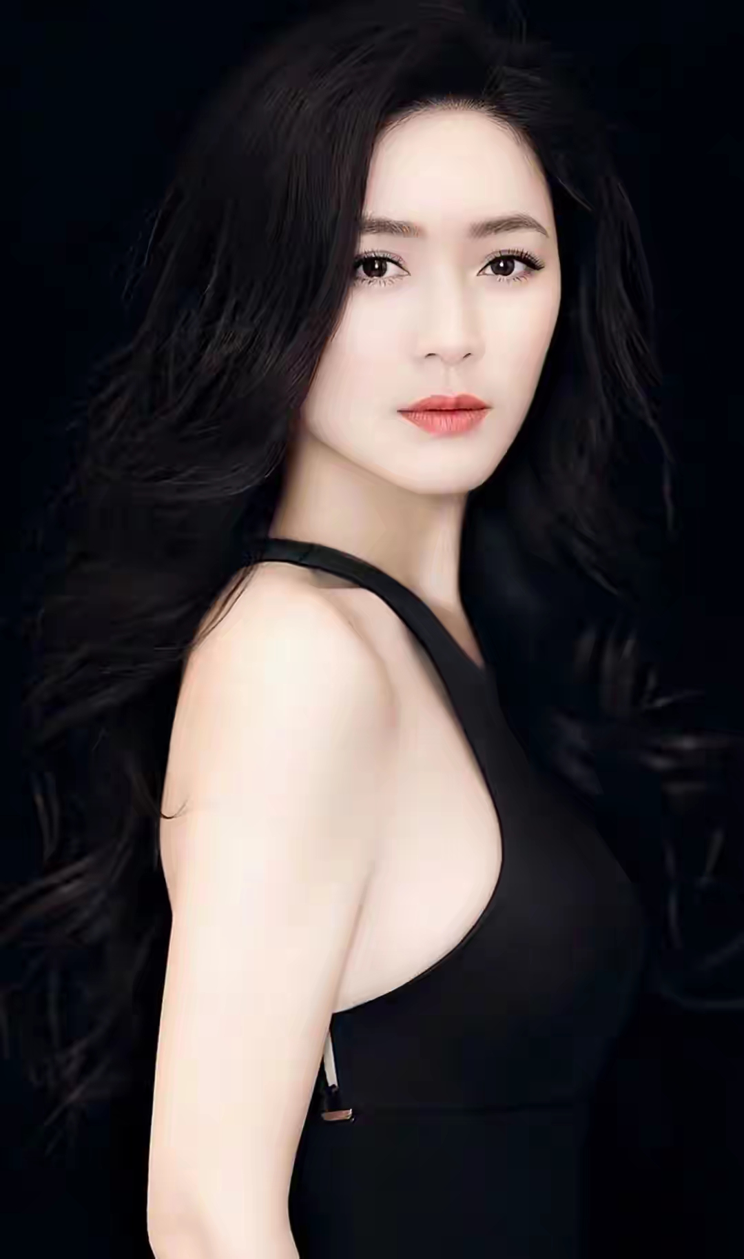 白发为勋章,韧性铸光芒——田海蓉的人生答卷!