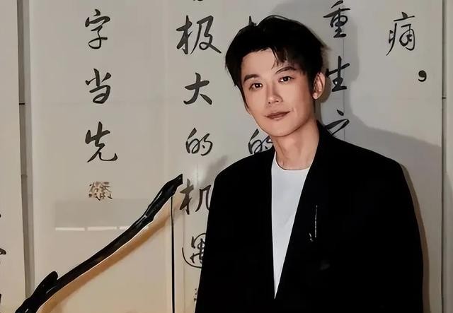 原来他是日本人!演了十年“鬼子”没火,如今靠着雷佳音终于红了