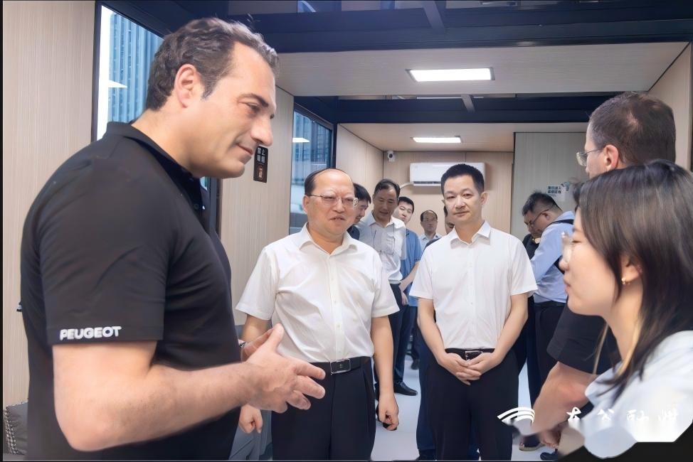 神龙汽车或将国产Jeep品牌,东风新能源技术能否盘活老牌硬派越野?