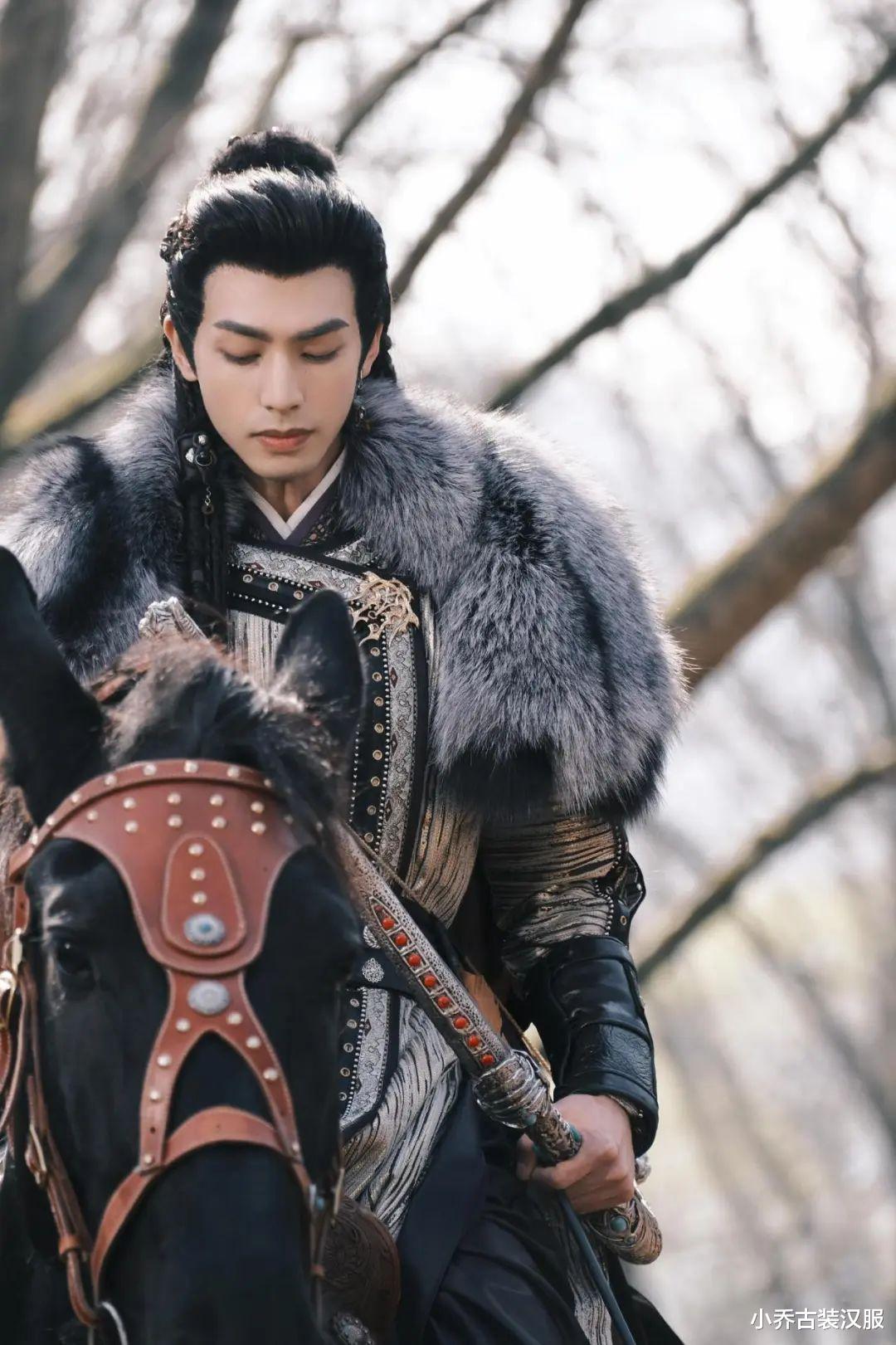 宋威龙、张凌赫等争当古装美男，身穿将军服酷飒帅气，你认为名副其实吗？