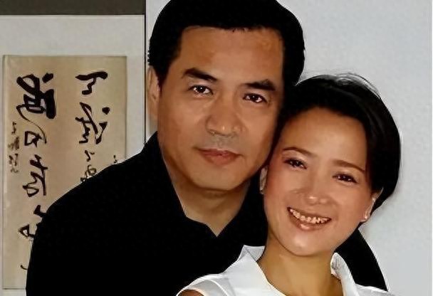 何晴离世最痛的不是前夫,而是一个略显陌生的名字一廖京生