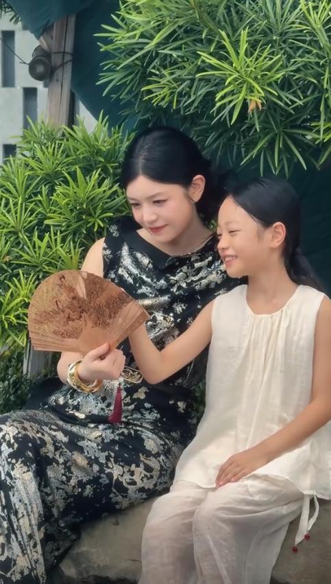 离婚仅半年，陈妍希本性暴露、连累8岁儿子，陈晓担心的事发生了