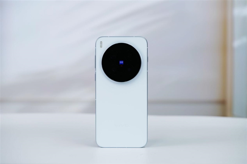 史上最強的影像旗艦！vivo X300 Pro評測：越級挑戰的全能神機