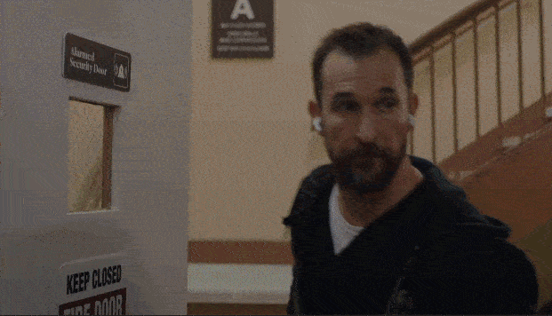 剧王回归，尺度升级，两集飙到豆瓣9.4