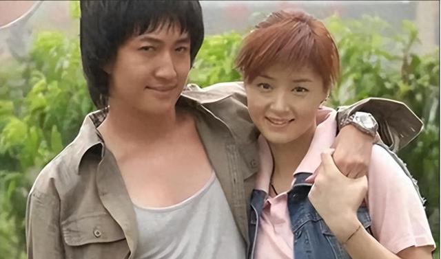 分手13年,一别两宽,蒋欣从不提王阳,如今才看懂她赢在哪