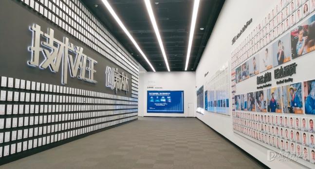 从擦飞机的学生到院士：廉玉波的二十年造车传奇