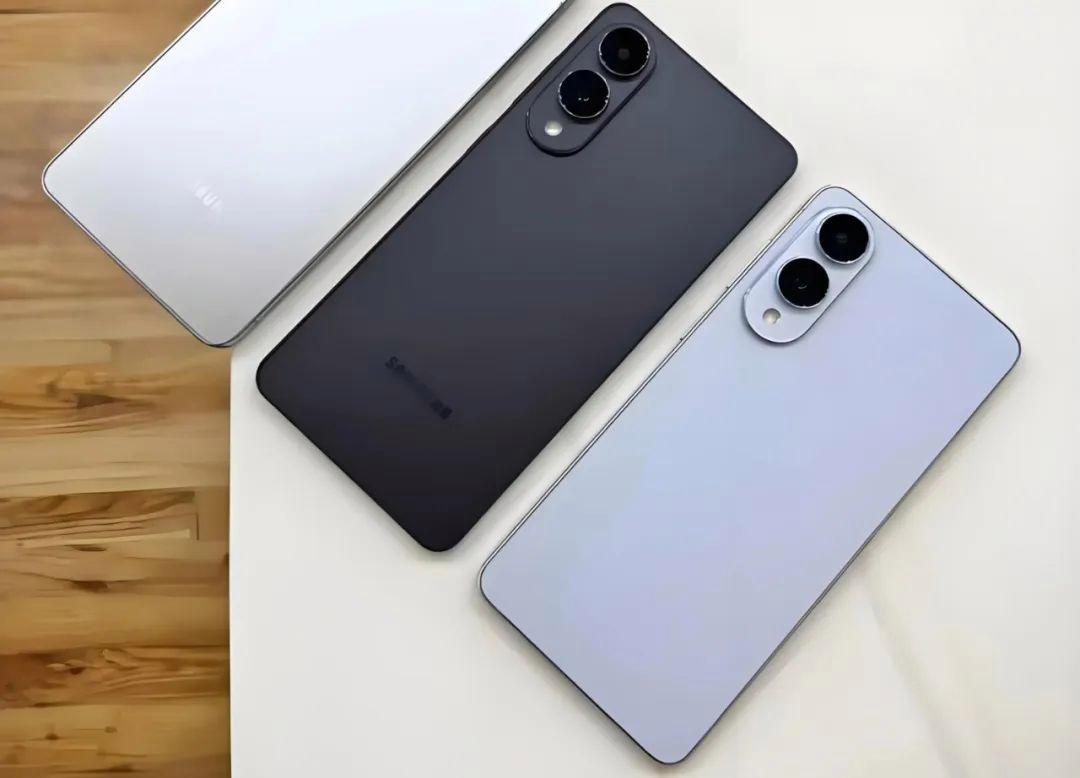 5.8mm厚度+钛金属中框，一款机身精致的旗舰，只不过确实太冷门了