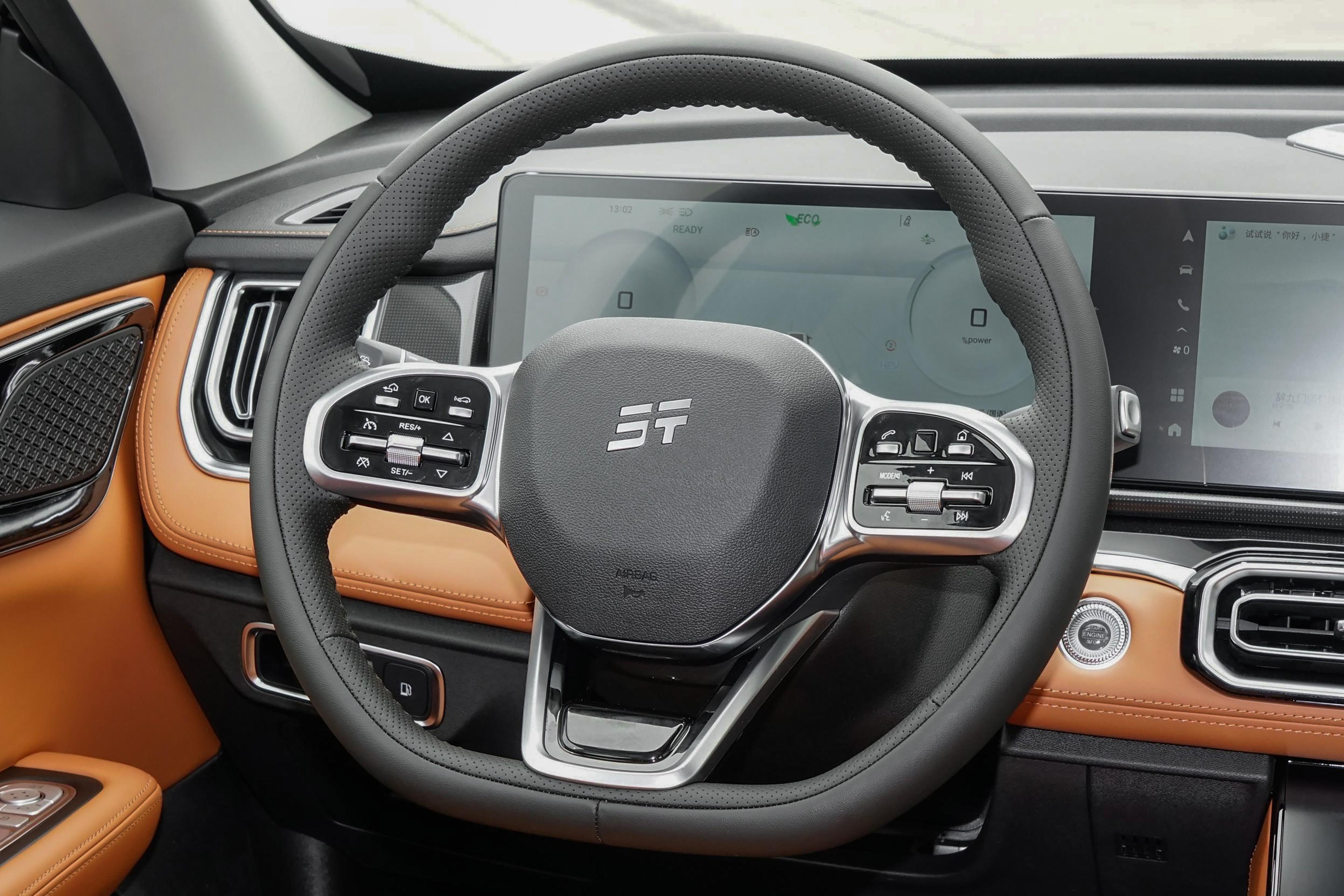 试驾山海 L7 PLUS 后，我觉得它基本具备了七座车该有的样子