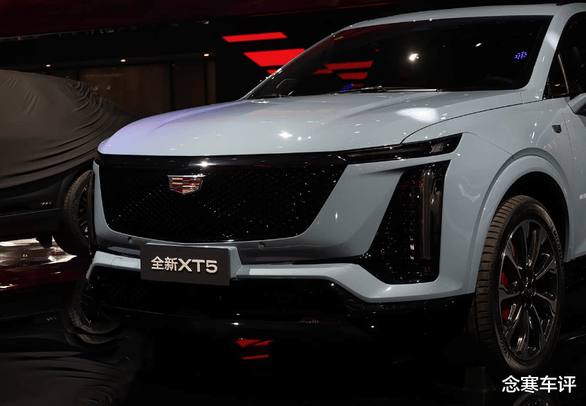 Brembo六活塞卡钳+AKG音响！新款XT5配置拉满，数据不输BBA