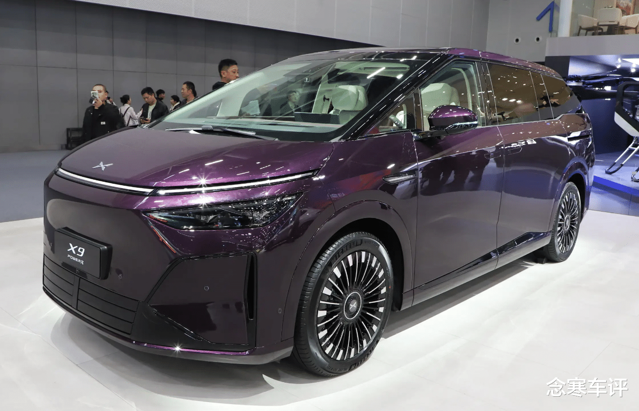 零跑首款旗舰MPV亮相！D19标配激光雷达，115度电池，双8797芯片